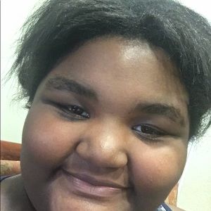 Meet your Posher, Deidra